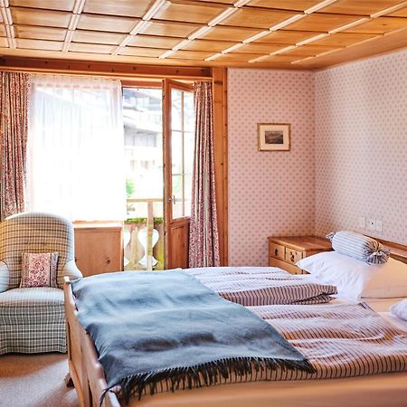 Hotel Chesa Grischuna Klosters Ngoại thất bức ảnh